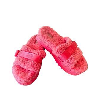 UGG Fluffita pink Slipper